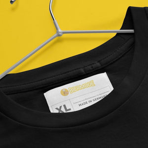 HUGE GLASS OF BEER - Premium T-Shirt